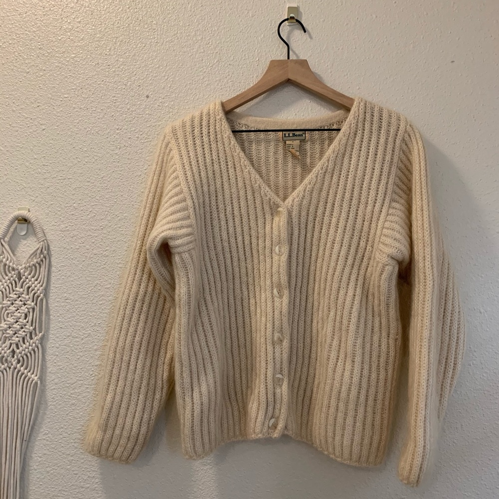 Vintage White Wool Oversized Chunky Knit Cardigan